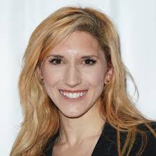 Stella Bentley's Instagram, Twitter & Facebook