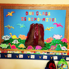 Pin By Nallely Perez On Bulletin Boards Dinosaur Classroom Dinosaur Bulletin Boards Dinosaur Activities