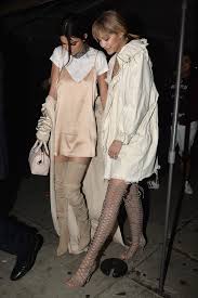 Find kendall jenner and gigi hadid videos, photos, wallpapers, forums, polls, news and more. Kendall Jenner Gigi Hadid Cara Delevingne Outfits At The Mtv Movie Awards After Party 2016 Glamour