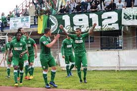 Aggregati al branco e dai sfogo alla tua passione biancoverde. Avellino Calcio E Scandone Ecco Perche Venderle E Quasi Impossibile