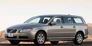 The volvo v70 is an executive car manufactured and marketed by volvo cars from 1996 to 2016 across three generations. 2008 Volvo V70 3 2