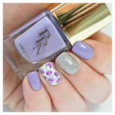 Floral motifs are perfect for summer. Spring Nails Designs 2021 Having Fun With Colors