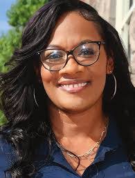 Ebony Hubbard's Instagram, Twitter & Facebook