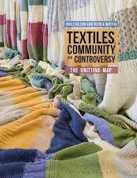 Choose from 50+ categories, including clothing, hats, afghans, stuffed animals, toys, dishcloths, and much more. Textiles Community And Controversy The Knitting Map Gilson Jools Moffat Nicola Amazon De Bucher