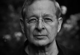 Péter balázs (kecskemét, 5 december 1941) is een hongaars politicus die van mei 2004 tot november 2004 eurocommissaris was in de commissie onder leiding van romano prodi. Peter Nadas Wikipedia