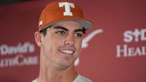 Report: Texas Longhorns Star Enters Transfer Portal