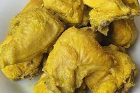 Salah satu olahan ayam yang paling banyak digemari adalah ayam ungkep dengan bumbu kuning. Resepi Ayam Kampung Masak Ungkep Jawa