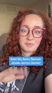 Amelie Hess's Instagram, Twitter & Facebook