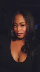 Can chocolate ganache be used in cakes?