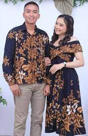 Harga idr 85.000 sudah sepasang. Pin Oleh Edryen Jusia Di Batik Di 2020 Gaya Busana Model Baju Wanita Pakaian Modis