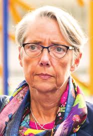 ASSUMES A PROMINENT MANTLE