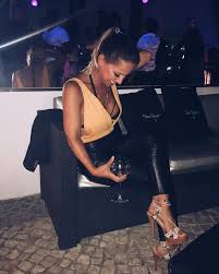 Siga todas as dicas, sugestões e truques da inês mocho com as máscaras nivea para manter a sua pele bonita e saudável! Ines Mocho Inesmocho Makeup Fotos E Videos Do Instagram Instagram Foto E Video Fotos