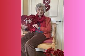 Strike a pose! Willow Pond residents create a Valentine's gift to remember 
