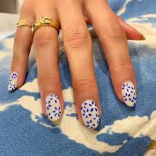 Whether done freehand with a brush or with the help of stamps, a floral effect is surprisingly easy — and always lovely. 31 Flower Nail Art Designs Pretty Floral Manicures For 2021 Glamour