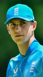 Simply ridiculous!!!! Nye equals the Blast record fastest fifty