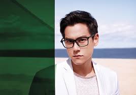 Van wikipedia, de gratis encyclopedie. Eddie Peng Makes A Statement With Boss Eyewear Hashtag Legend