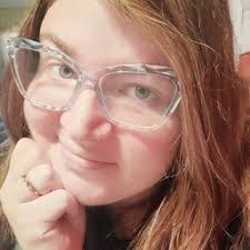 Jennifer Passmore's Instagram, Twitter & Facebook