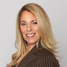 Recommendations for engagement photographers in Long Beach?