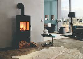 Kaminofen für wohnzimmer 20 einrichtungsideen für hängenden kaminofen im modernen, wohnzimmer kamin bilder ideen couch, kaminofen aduro 9 6 mit holzfach schwarz kamin, schwedenofen mit naturstein wand lastra steinwand, 40 neu kaminofen wohnzimmer frisch wohnzimmer frisch, wohnzimmer mit kamin gestalten 43 ideen für gemütliche, kaminofen hängend von der decke praktische und, ofen bohn. Welcher Kaminofen Ist Der Richtige Im Wohnzimmer Obi