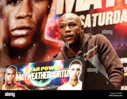 Floyd 'Money" champion WBC Mayweather Floyd Mayweather vs Victor Ortiz HBO  PPV Match conférence de presse à Photo Stock