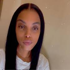 Teesha Smith's Instagram, Twitter & Facebook