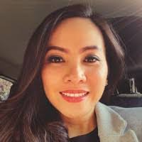 Mona Mendoza's Instagram, Twitter & Facebook