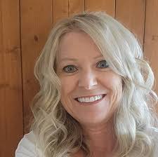 Constellation familiale, Manon Giroux