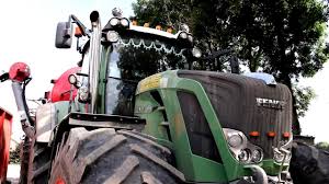 75 kleurplaten tractor fendt kleurplaat 2019. Achteruit 6 Rijen Mais Hakselen Met De Tractor Agritradertv 9 By Agritradertv