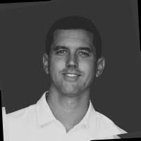 900+ profils pour “James”