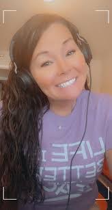 April Benge's Instagram, Twitter & Facebook