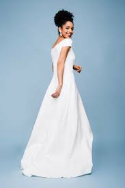 Ob im sommerkleid, in jeans oder im eleganten. Vintage Brautkleider Erlebe Romantische Kussdiebraut Traumkleider