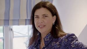 Brian & Mika Transform A Hotel Lobby With New Teammates!