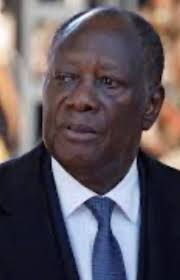 Tout ce qu'ils savent dire, c'est " Et Au temps de GBAGBO..." Rappelez vous  que cela fait 15 années déjà... Les époques sont pas les mêmes. L'un a  dirigé avec un rebellion
