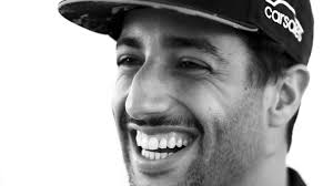 Jen Daniel ví, jak blízko jsme byli podpisu," přiznává McLaren. Kolik  Ricciardovi nabídl?