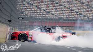 Burnouts are for most people a pointless yet exciting activity but unlike the simplicity of the procedure in an automatic car, turning your rear tires burnouts are used by drag racers as a very effective way of bringing the tire temperatures up to the desired levels, in order to maximize grip during the launch. How To Do Nascar Burnouts With Joey Logano Donut Daze 011 Youtube