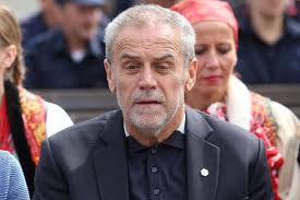 Zagreb belediye başkanı milan bandic hayatını kaybetti. Umro Je Milan Bandic Gradonacelnik Zagreba Dubrovacki Dnevnik