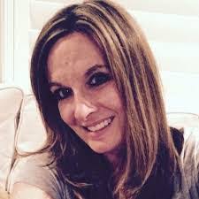 Shauna Walton's Instagram, Twitter & Facebook