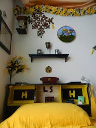 Hufflepuff Room Complete With Ground Level Windows Quilting Circles Moss Sky Print Fabric Harry Potter Room Decor Harry Potter Decor Harry Potter Bedroom
