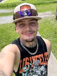 Eric Swauger's Instagram, Twitter & Facebook