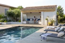 Espace Piscine A L Esprit Contemporain Morvant Moingeon