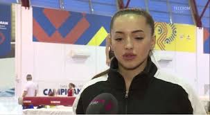 Larisa andreea iordache (romanian pronunciation: Ce Cadouri A Primit Larisa Iordache De CrÄƒciun Cum Se PregÄƒteste Campioana NoastrÄƒ Pentru Revelion Si Unde Il Va Petrece Nu Cred CÄƒ Va Trebui SÄƒ MÄƒ Imbrac In Ceva Special