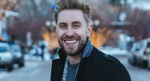 Niki Perkins's Instagram, Twitter & Facebook