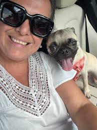 Donna Melli's Instagram, Twitter & Facebook