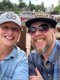 Who can cat sit in Friday Harbor?