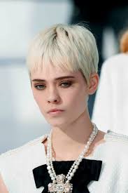 Maybe you would like to learn more about one of these? Tagli Capelli Corti 2020 Idee Sfilate Dal Micro Bob Al Pixie Rock Amica