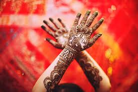 Rising Popularity Of Mehendi Art In Western Culture Mehndi Art Mehndi Beautiful Henna Designs