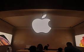 Apple May Launch Airpods 3 Mini Led Ipad In First Half Of 2021 Apple Is Planning To Launch A New Set Of A In 2020 Headphones Design Apple Headphone In Ear Headphones