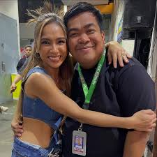 Rochelle Pangilinan, nilinaw ang tanong ng ilang fans kung bakit hindi sa  Philippine Arena gaganapin ang inaabangang “rAWnd 3” ng SexBomb Girls. Ayon  sa kanya, may mga bagay talagang hindi nasusunod kahit