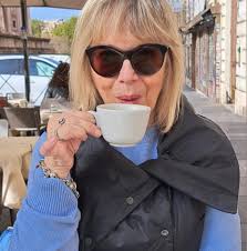 What is the general rule with tipping in Rome, Italy?