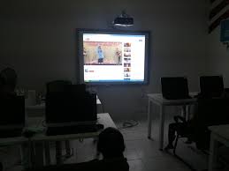 Cerita ini saya ubahsuai dalam pertandingan bercerita bahasa melayu kanak kanak prasekolah tahun 2009. Persediaan Untuk Pertandingan Bercerita Sekolah Rendah Pi1mpandan